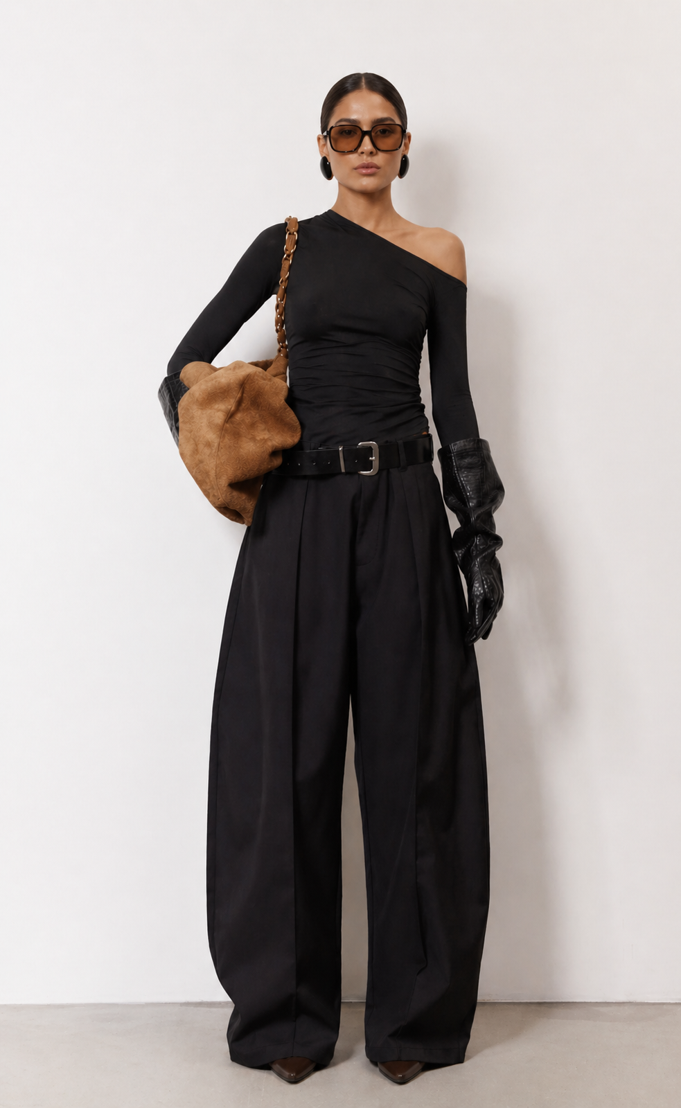 BLUSA ORBITA NEGRA - LYCRA FRÍA